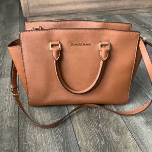 Michael Kors purse